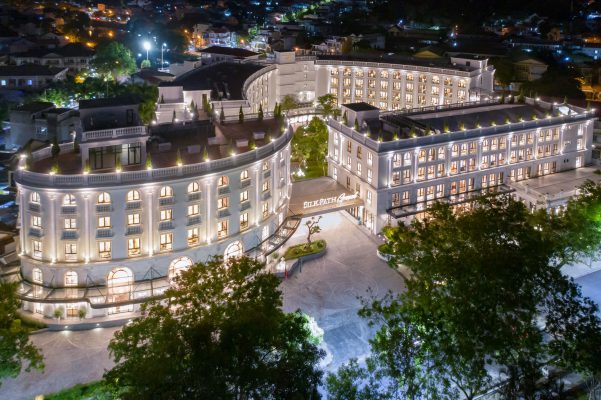 silk-path-grand-hue-hotel-spa
